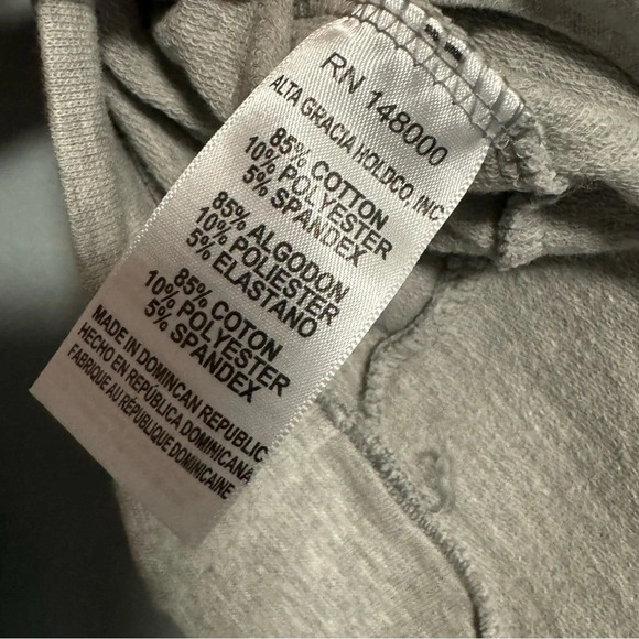 ALTA GRACIA Gray Long Sleeve Athletic Shirt Maroon Dawgs Back Cutout Size XL - Picture 4 of 5